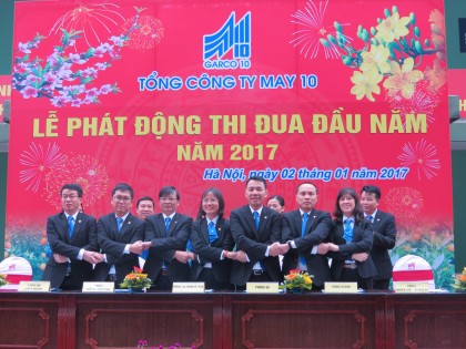 Các đơn vị thành thành viên và phòng ban nghiệp vụ của May 10 thực hiện Lễ ký kết phát động thi đua đầu năm 2017